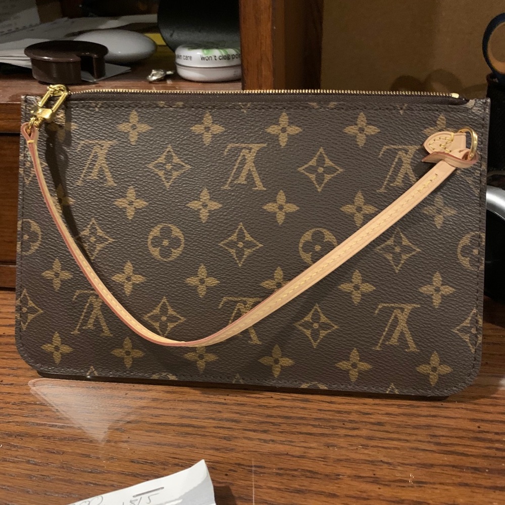 Louis Vuitton NF pouchette
